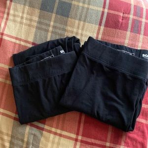 Women’s leggings by Sonoma